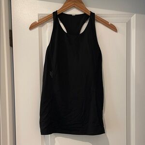 Lululemon black tank top size 4